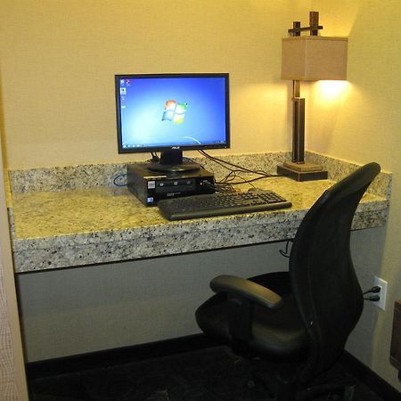 Little Missouri Inn & Suites New Town エクステリア 写真