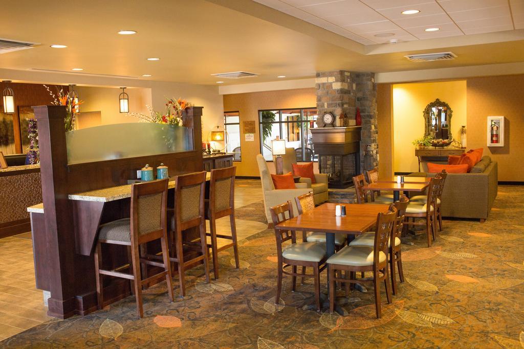 Little Missouri Inn & Suites New Town エクステリア 写真
