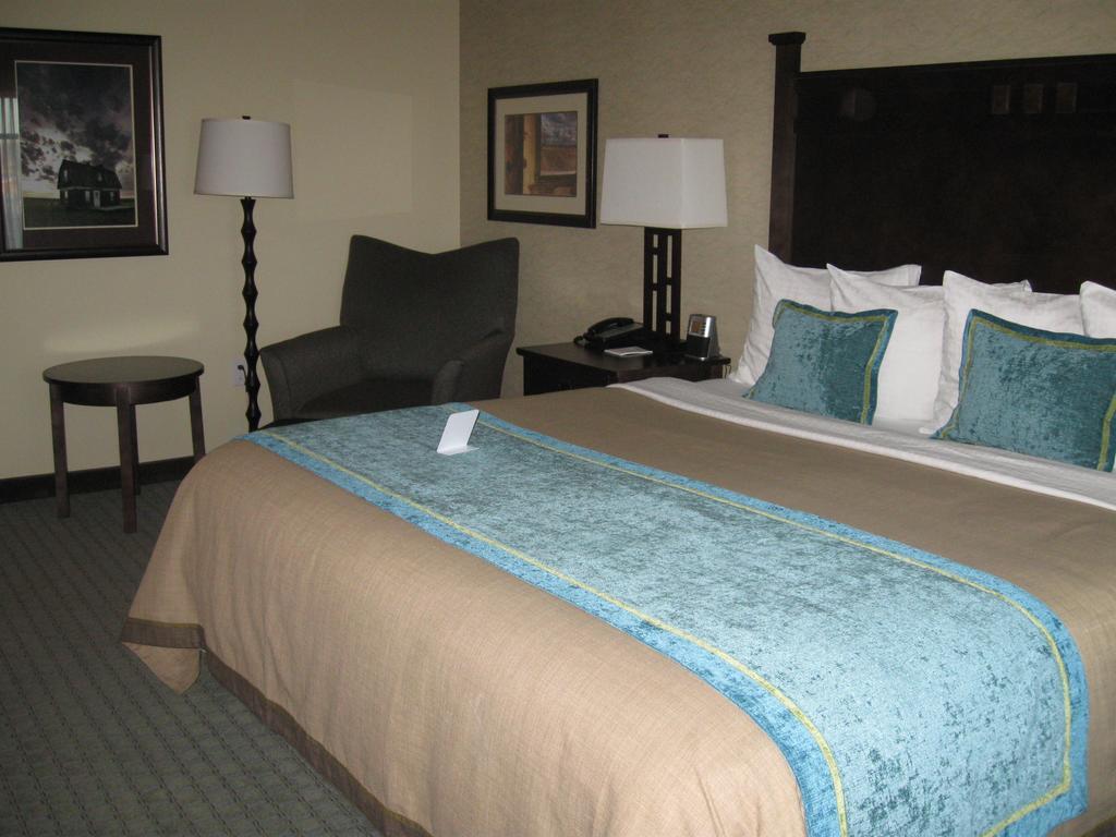Little Missouri Inn & Suites New Town 部屋 写真