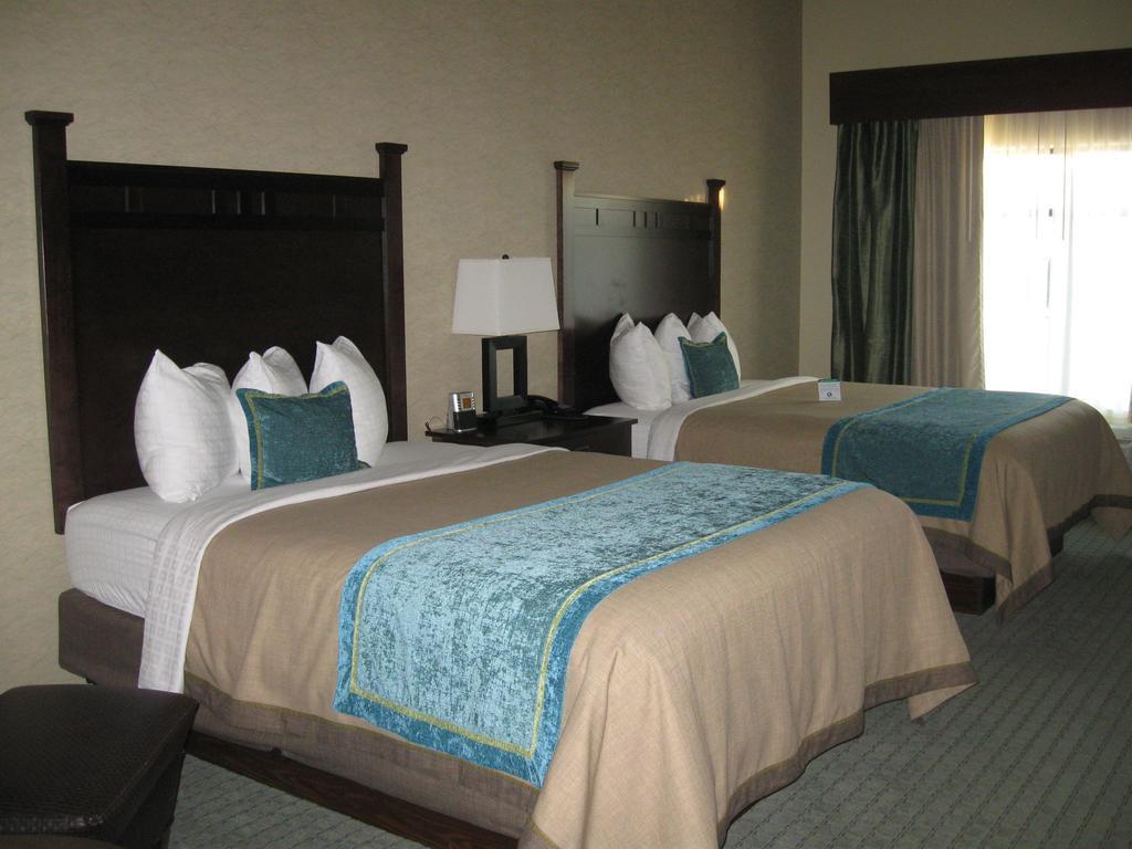 Little Missouri Inn & Suites New Town 部屋 写真