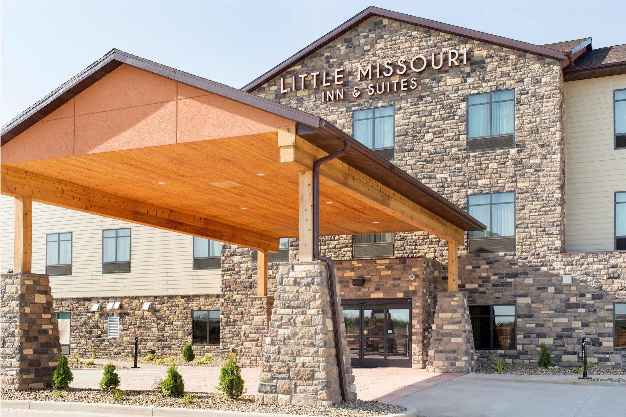 Little Missouri Inn & Suites New Town エクステリア 写真