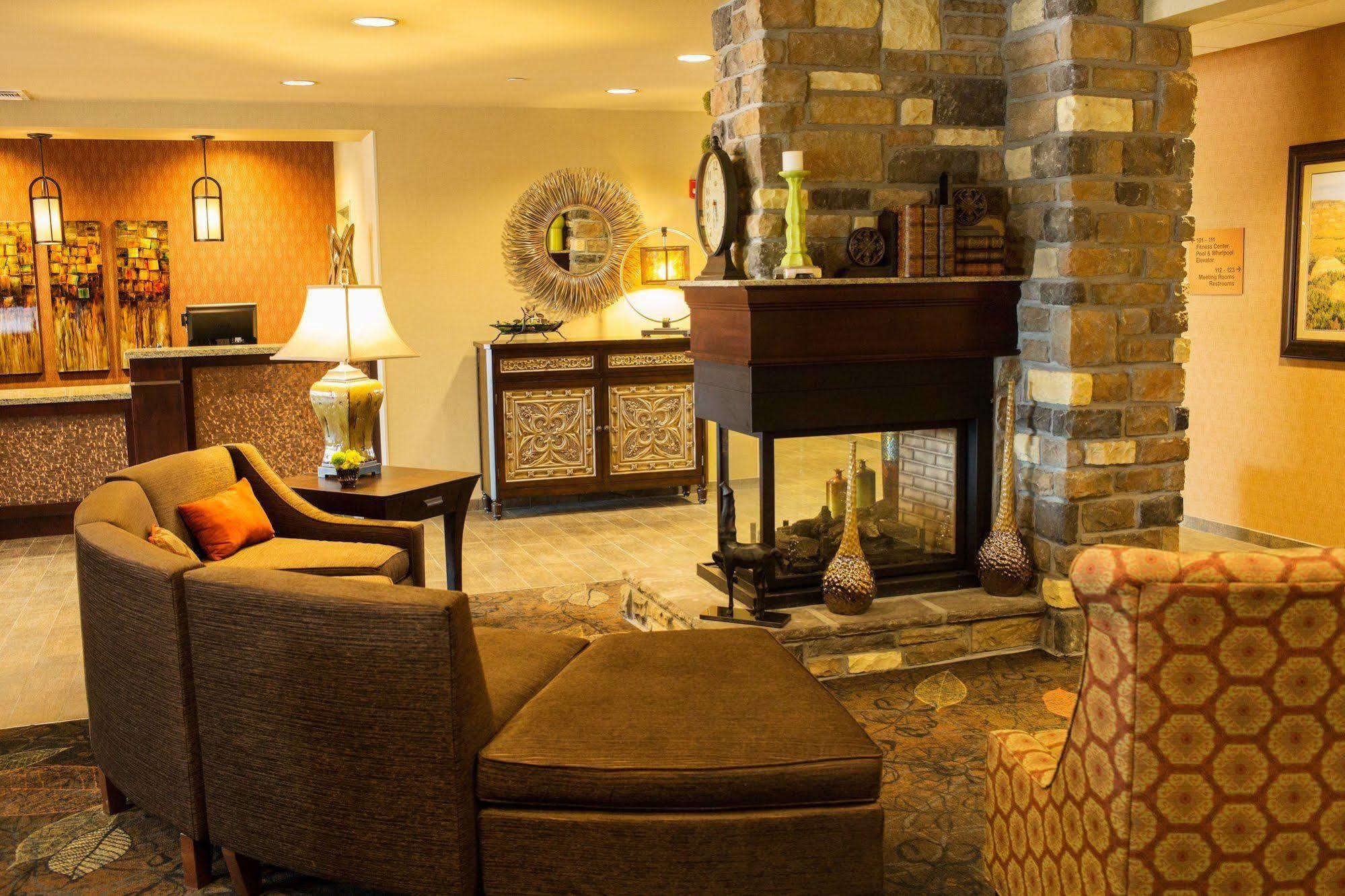 Little Missouri Inn & Suites New Town エクステリア 写真