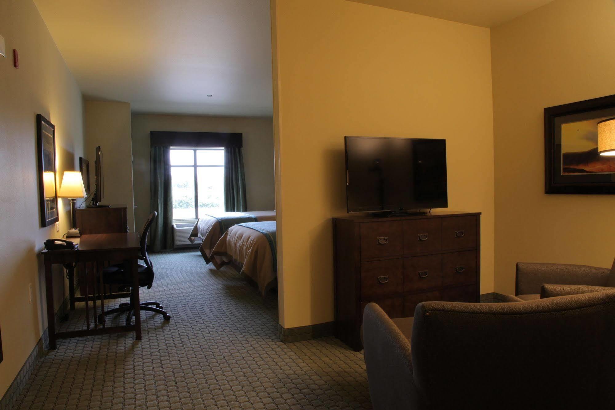 Little Missouri Inn & Suites New Town エクステリア 写真