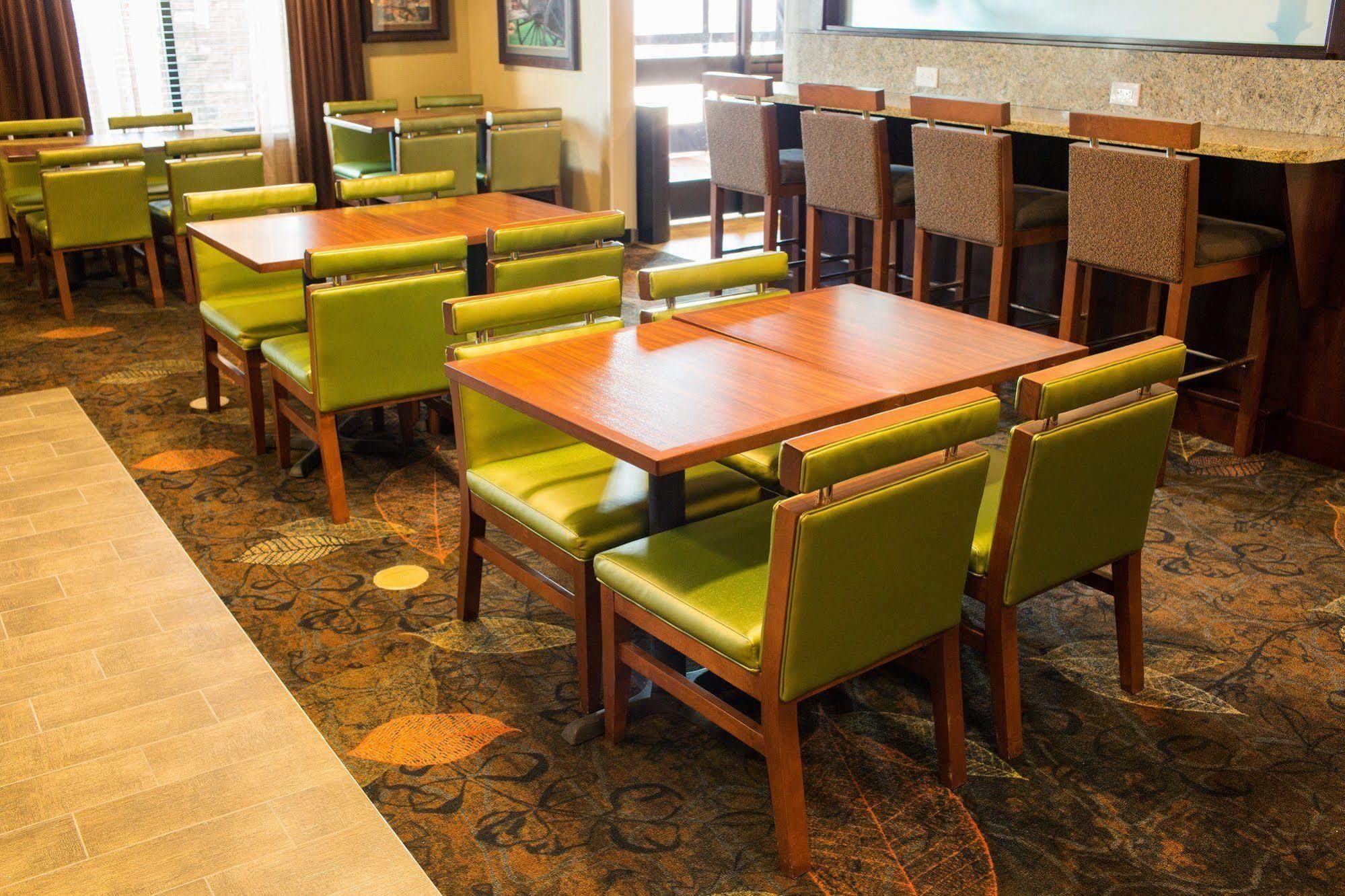 Little Missouri Inn & Suites New Town エクステリア 写真