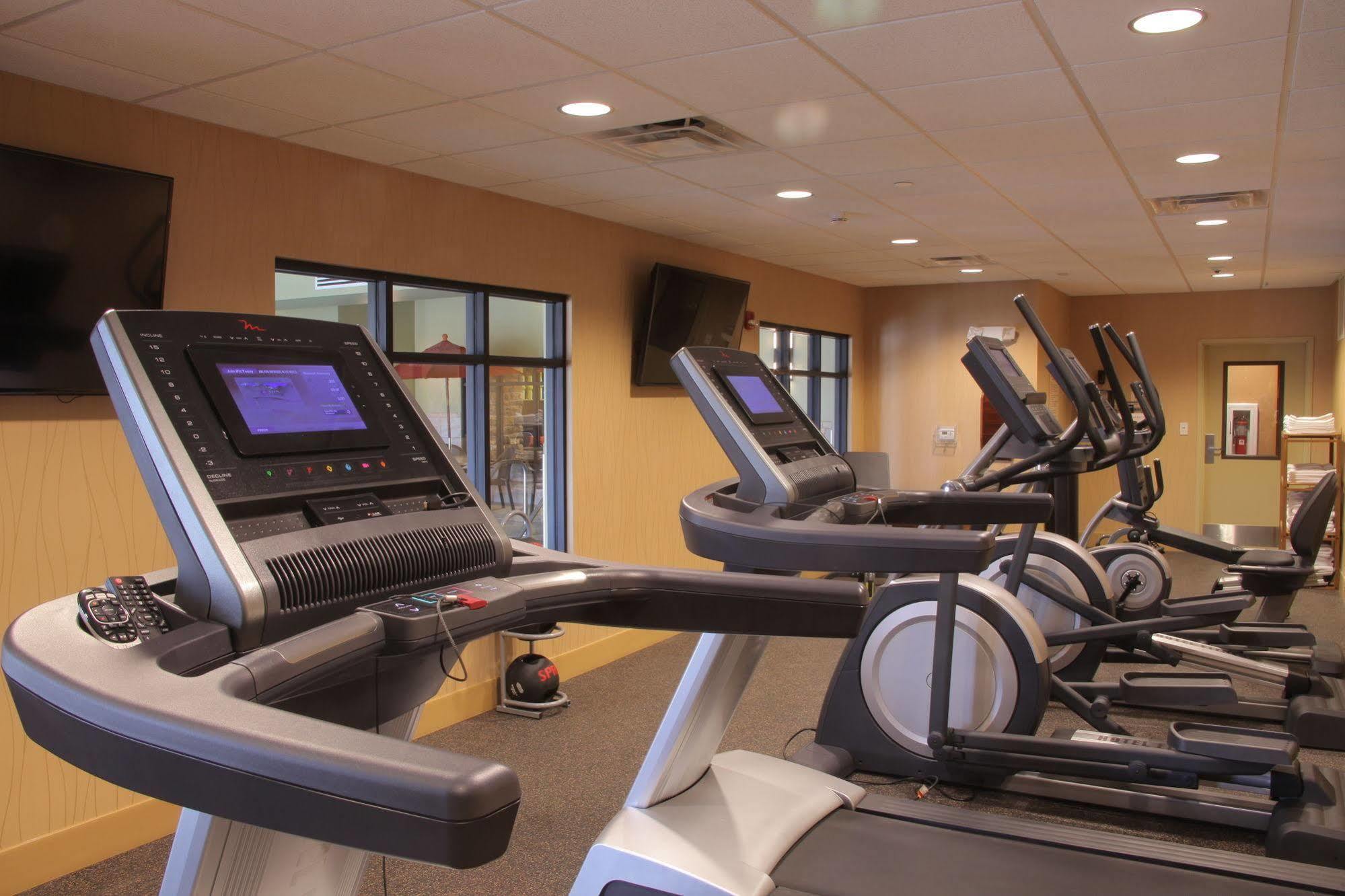 Little Missouri Inn & Suites New Town エクステリア 写真